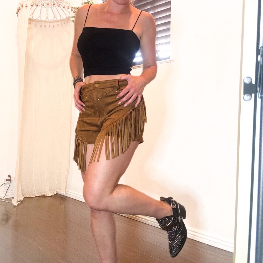 Country Western Fringe Shorts - NEW WITH TAGS - Brown faux suede